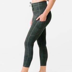 Zyia Medley Green Black Leggings High Waisted 6 8
